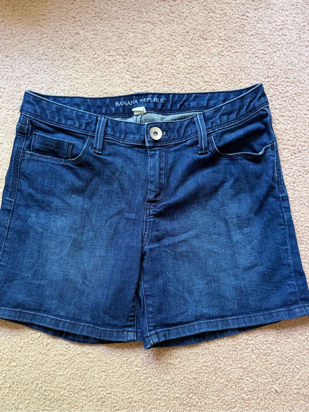 Banana Republic Dark Wash Skinny Denim Shorts Stretch Cotton Blend 5 Pocket- EUC